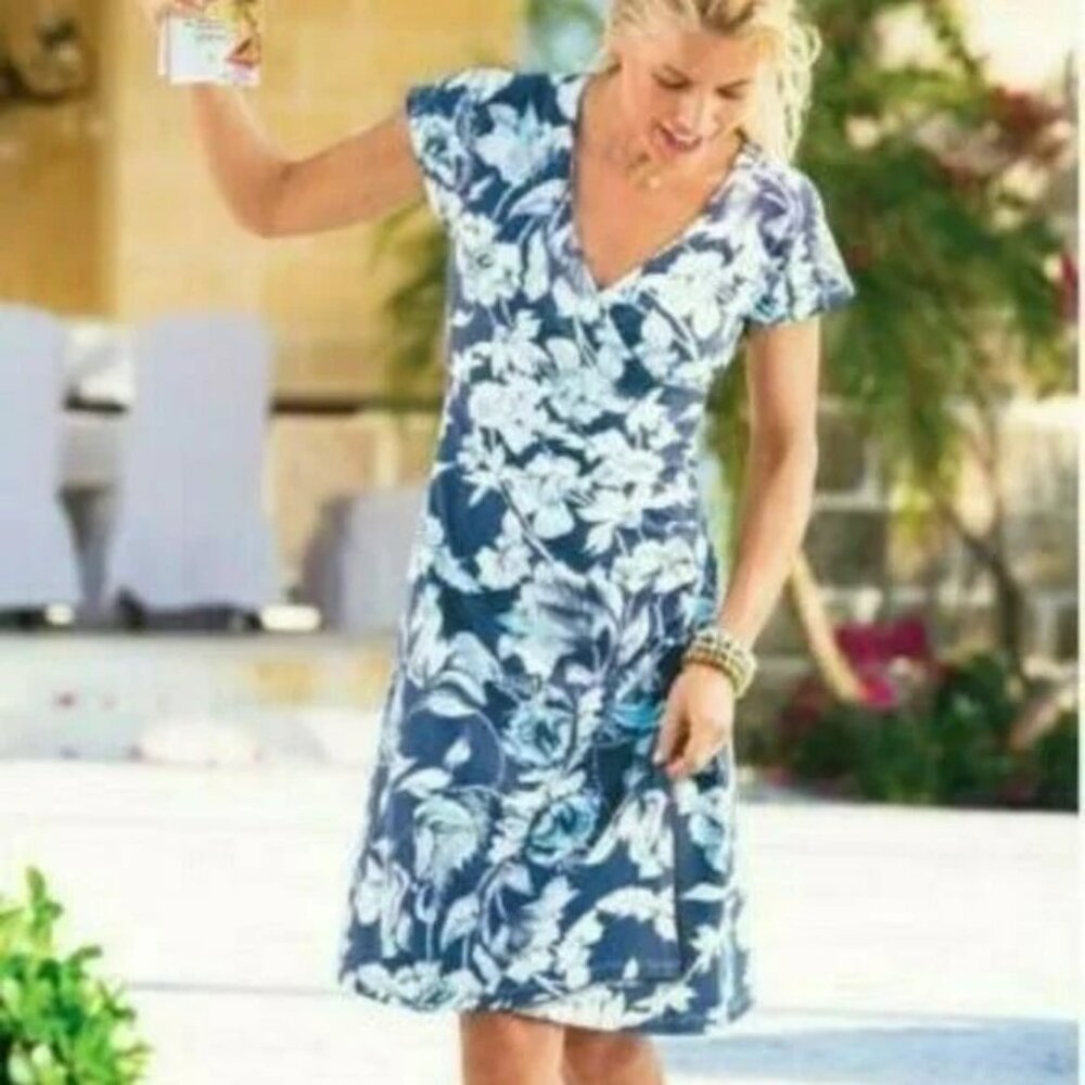 SOFT SURROUNDINGS Shapely Anywhere Faux Wrap Dress Floral Blue White Print Sz S